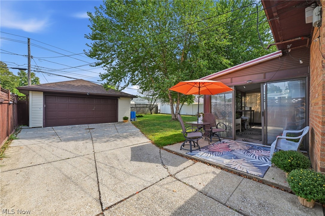 7263 Oakwood Road Parma OH 44130