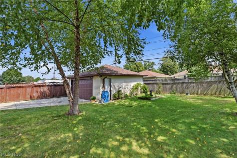 7263 Oakwood Road Parma OH 44130