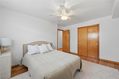 7263 Oakwood Road Parma OH 44130