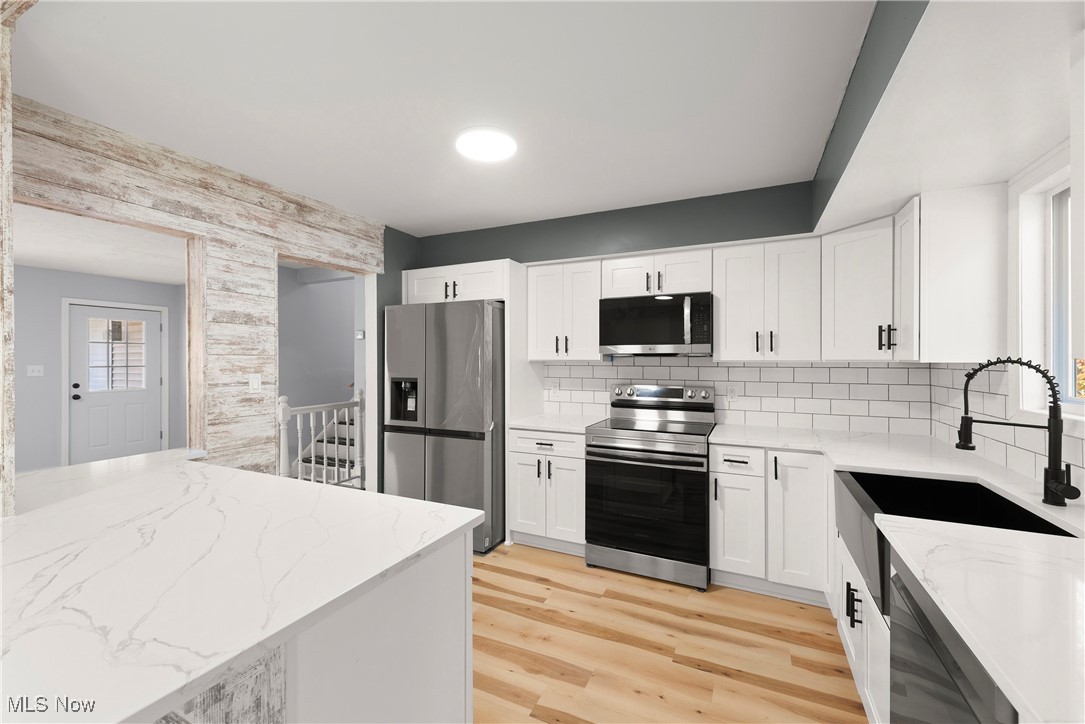 24114 Vincent Drive North Olmsted OH 44070