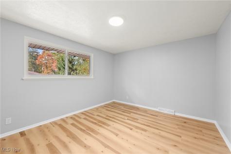 24114 Vincent Drive North Olmsted OH 44070