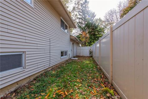 24114 Vincent Drive North Olmsted OH 44070