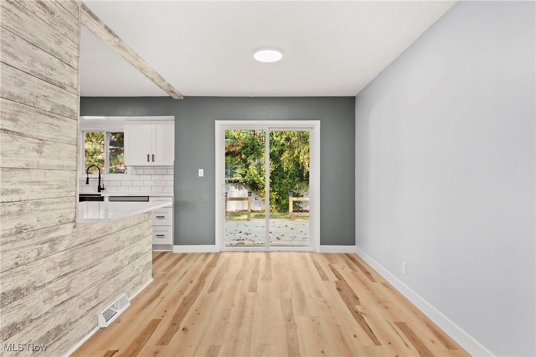 24114 Vincent Drive North Olmsted OH 44070