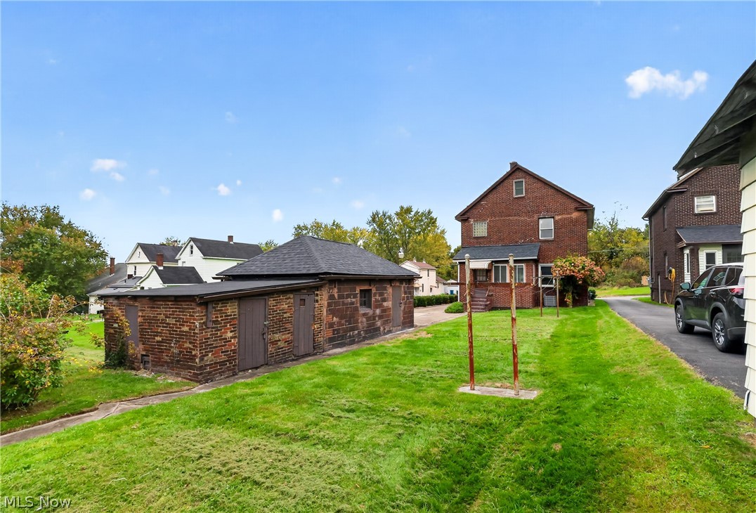 131 Madison Street Campbell OH 44405