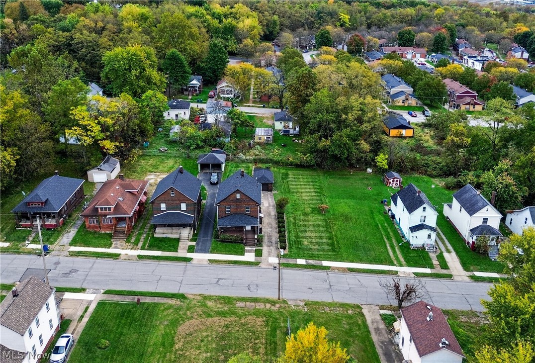 131 Madison Street Campbell OH 44405