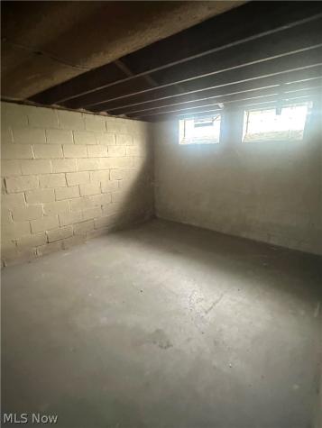 3927 E 153rd Street Cleveland OH 44128