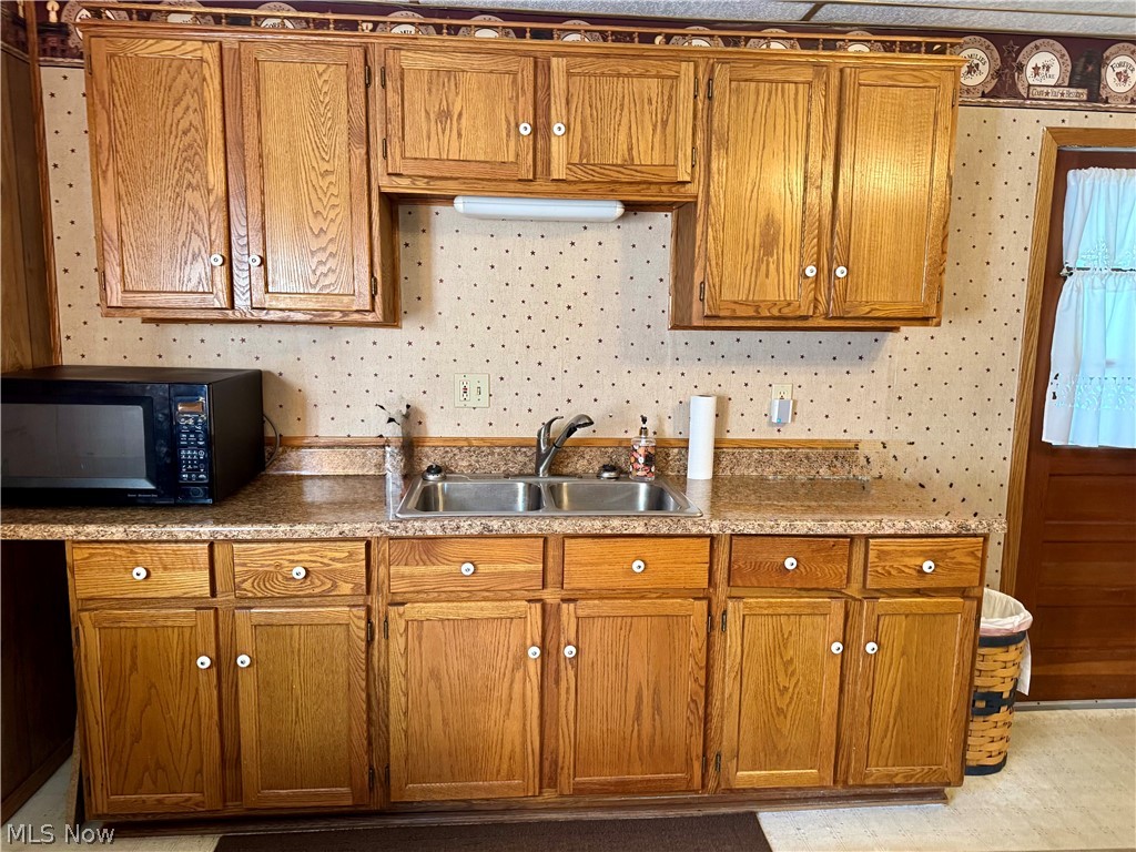 211 Marquand Avenue Conesville OH 43811