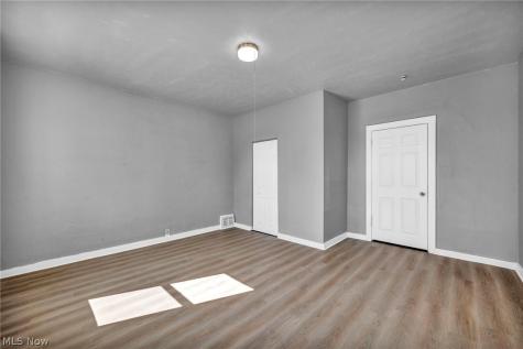 5101 Dalton Avenue Cleveland OH 44127