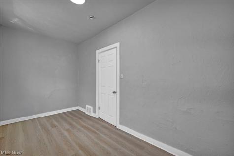 5101 Dalton Avenue Cleveland OH 44127