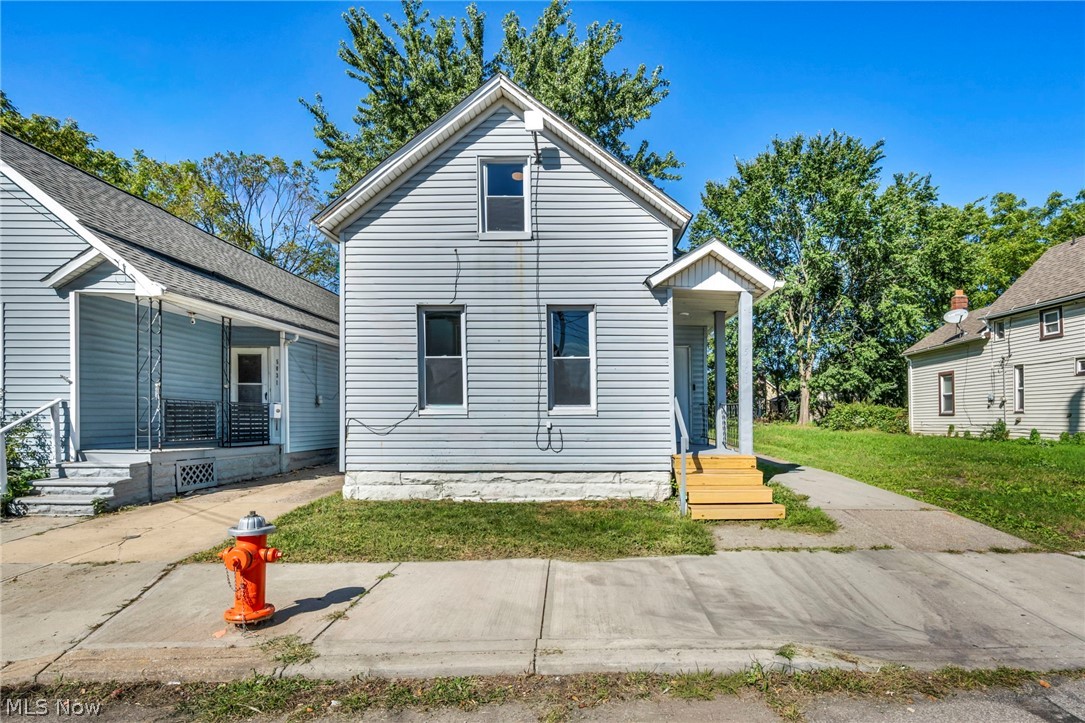 5101 Dalton Avenue Cleveland OH 44127