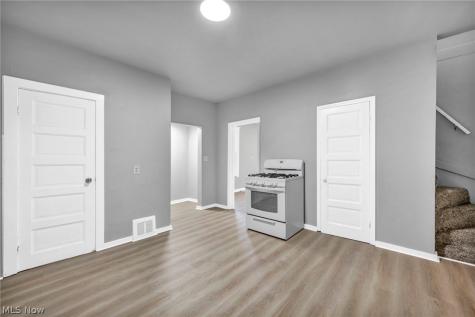 5101 Dalton Avenue Cleveland OH 44127
