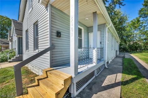 5101 Dalton Avenue Cleveland OH 44127