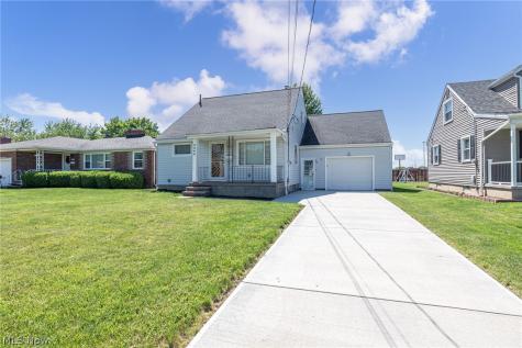 3264 Estelle Avenue Lorain OH 44052