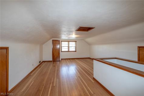 3264 Estelle Avenue Lorain OH 44052