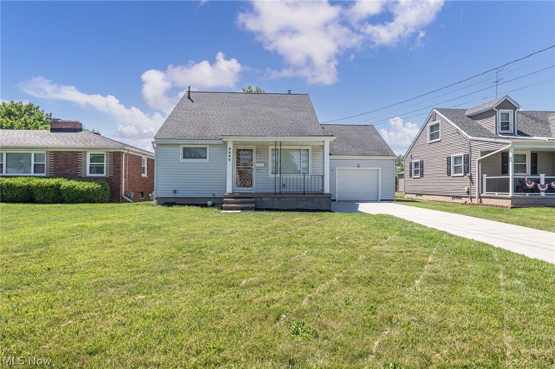 3264 Estelle Avenue Lorain OH 44052
