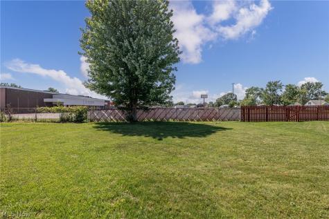 3264 Estelle Avenue Lorain OH 44052