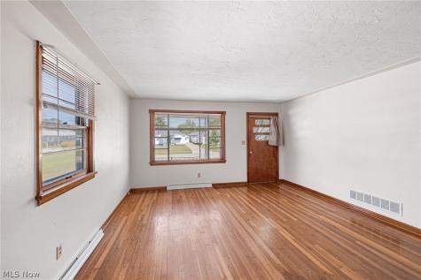 3264 Estelle Avenue Lorain OH 44052