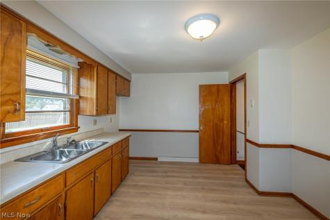3264 Estelle Avenue Lorain OH 44052