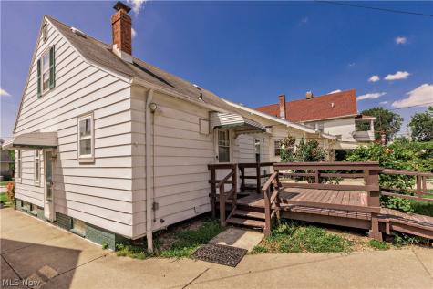 8207 Garfield Boulevard Garfield Heights OH 44125