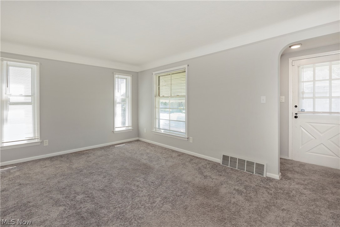 8207 Garfield Boulevard Garfield Heights OH 44125