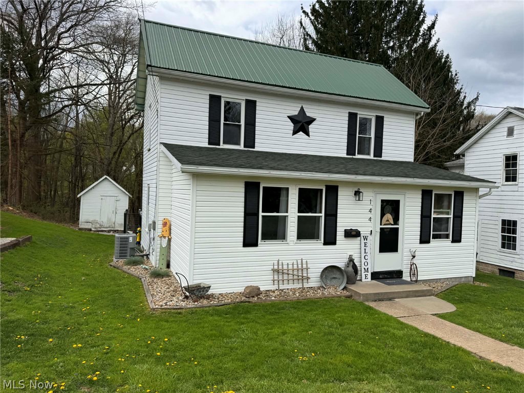 144 2nd Street SE Carrollton OH 44615