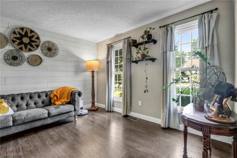 421 Summit Street Wadsworth OH 44281