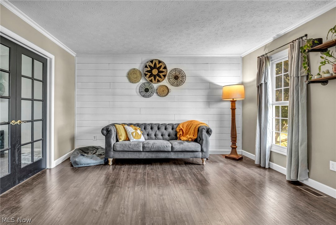 421 Summit Street Wadsworth OH 44281