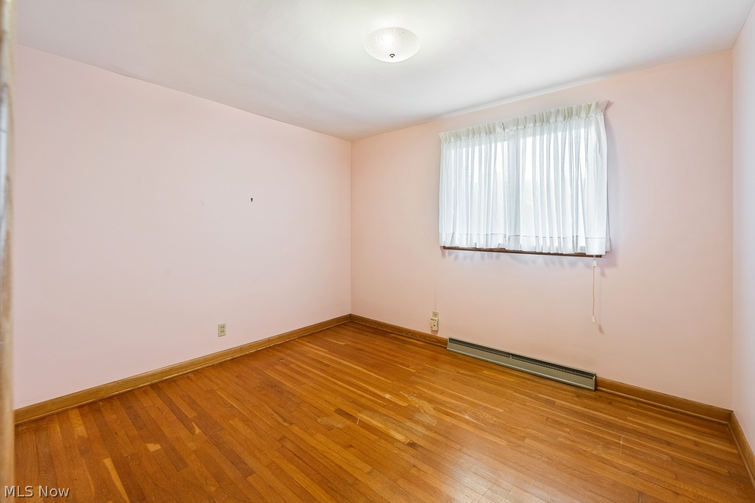 2520 Hollyview Street NE Canton OH 44721