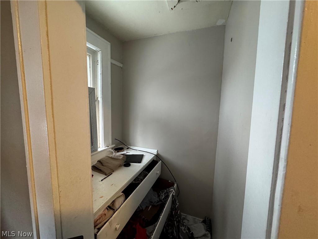 974 E 144th Street Cleveland OH 44110