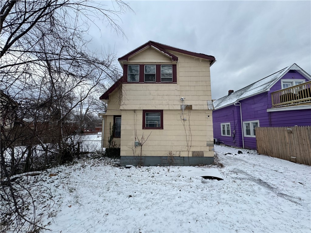 974 E 144th Street Cleveland OH 44110