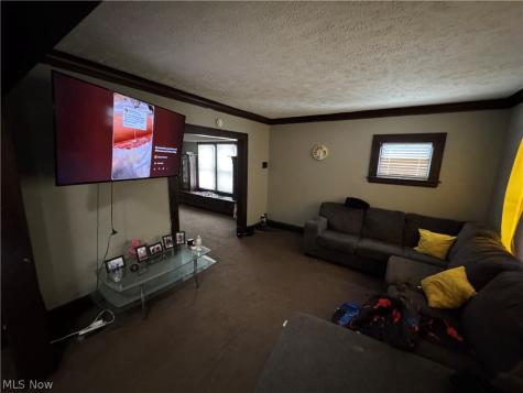 974 E 144th Street Cleveland OH 44110