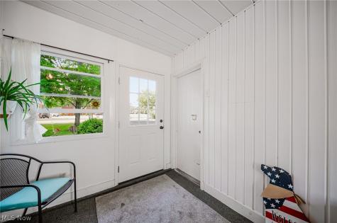 107 Cooper Foster Park Road Amherst OH 44001