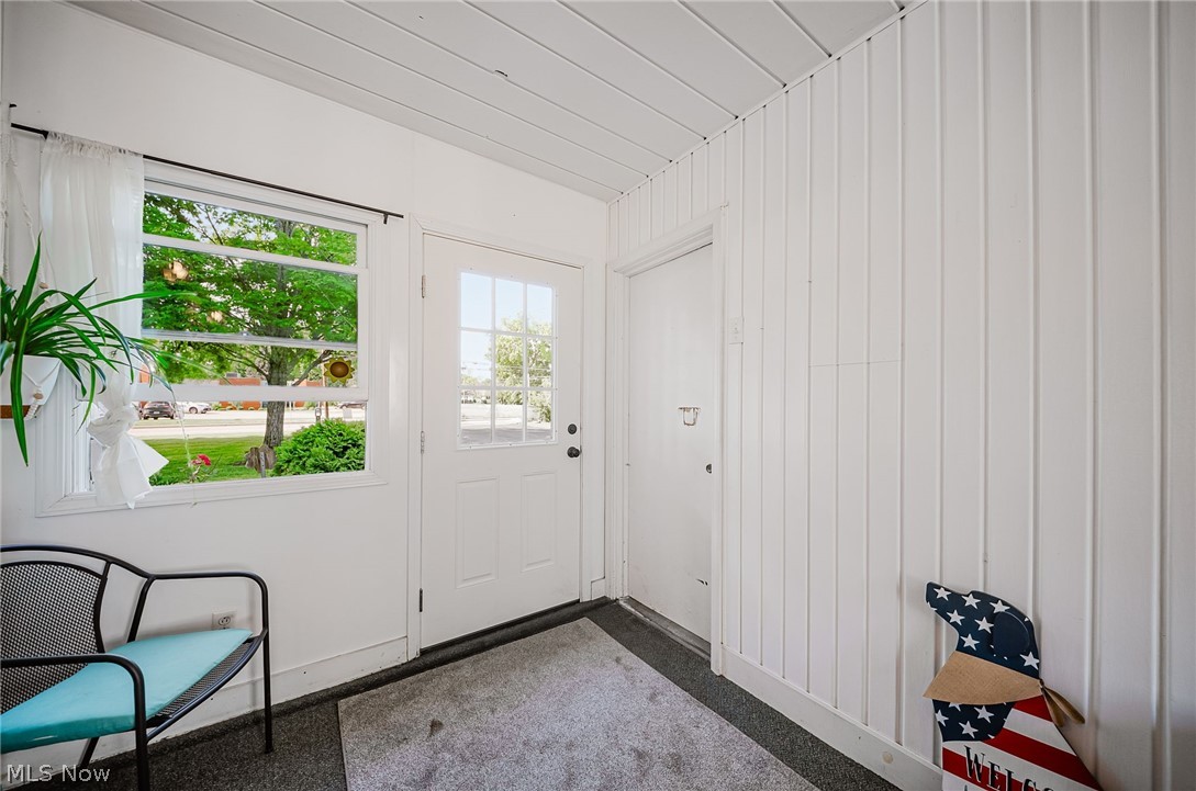 107 Cooper Foster Park Road Amherst OH 44001