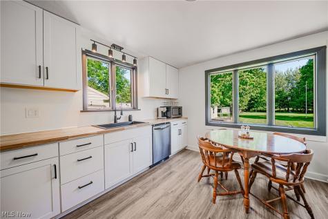 107 Cooper Foster Park Road Amherst OH 44001