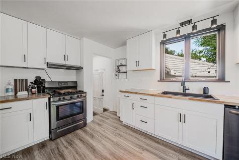 107 Cooper Foster Park Road Amherst OH 44001