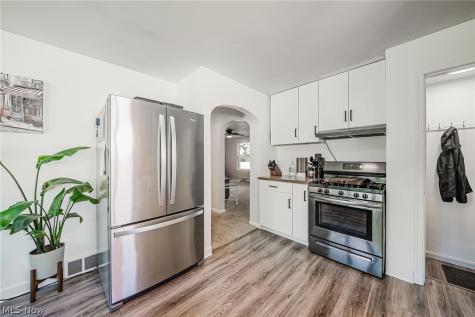 107 Cooper Foster Park Road Amherst OH 44001