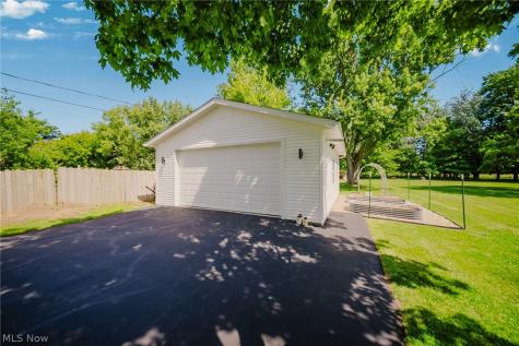 107 Cooper Foster Park Road Amherst OH 44001