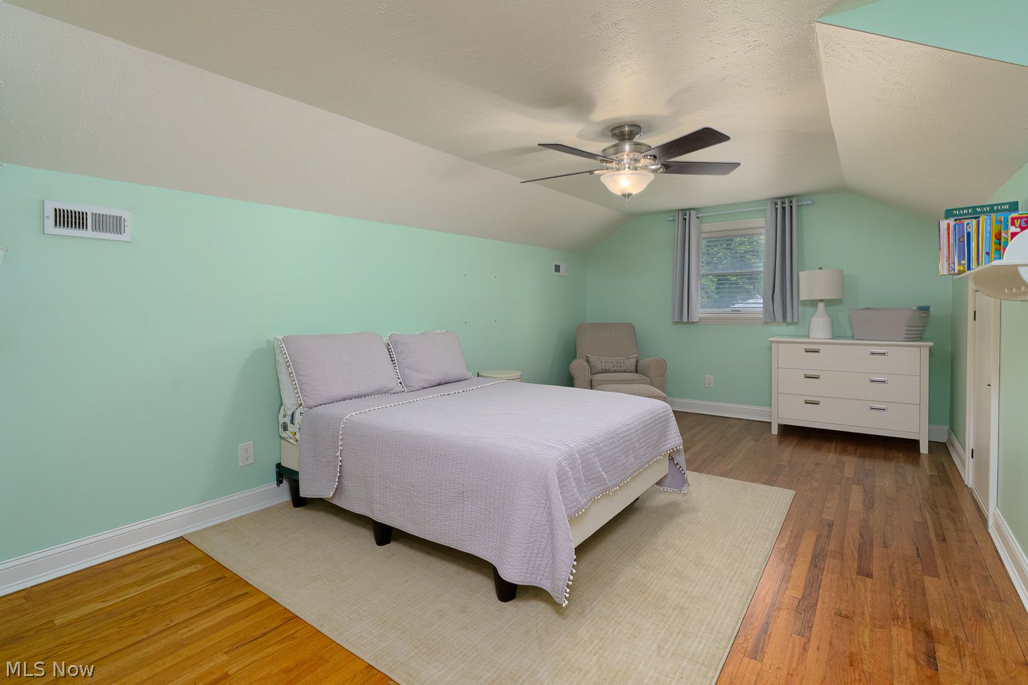 4421 W Ranchview Avenue North Olmsted OH 44070