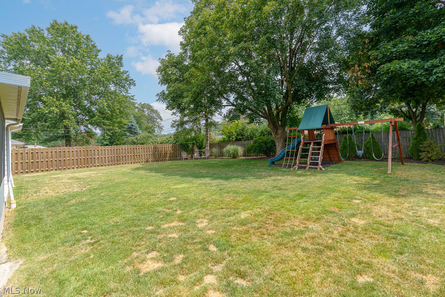 4421 W Ranchview Avenue North Olmsted OH 44070