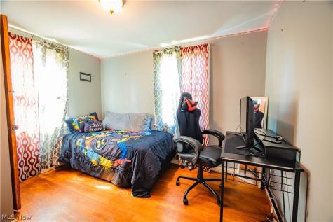 2835 S Schenley Avenue Youngstown OH 44511