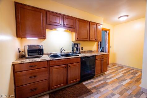 2835 S Schenley Avenue Youngstown OH 44511