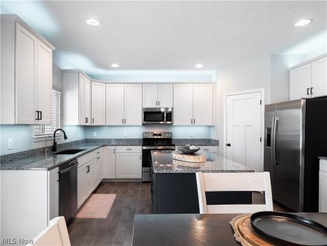 4671 Boulder Lane Lorain OH 44053