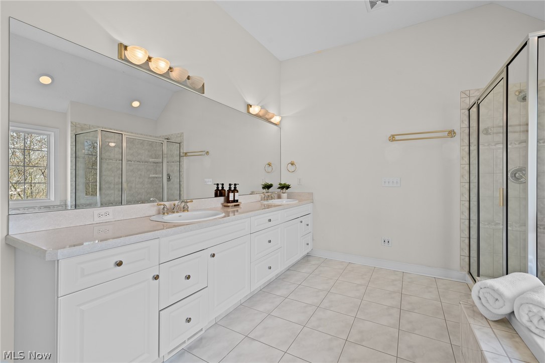 6030 Penfield Lane Solon OH 44139