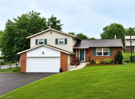 5161 Burlawn Street NW Canton OH 44708
