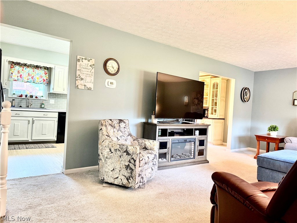 5161 Burlawn Street NW Canton OH 44708