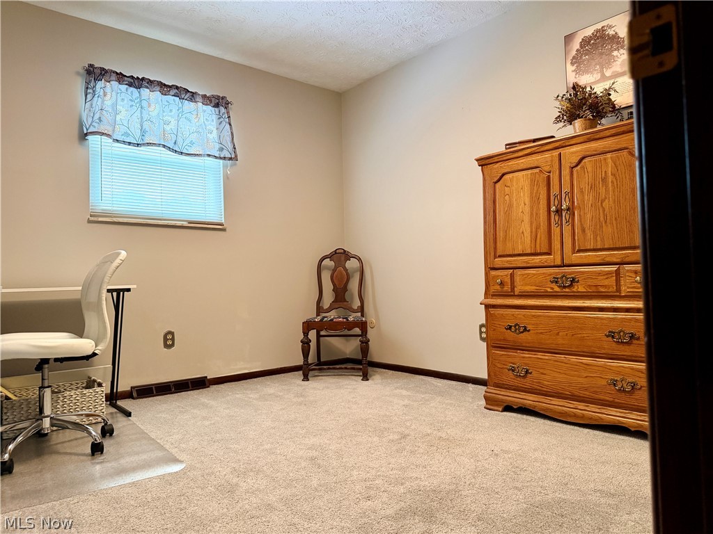 5161 Burlawn Street NW Canton OH 44708