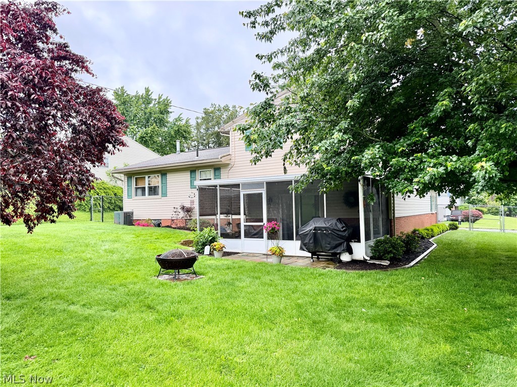 5161 Burlawn Street NW Canton OH 44708