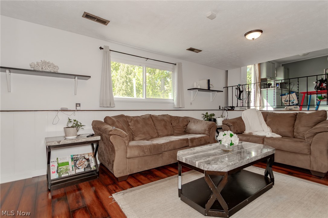 477 Hickory Lane Painesville OH 44077