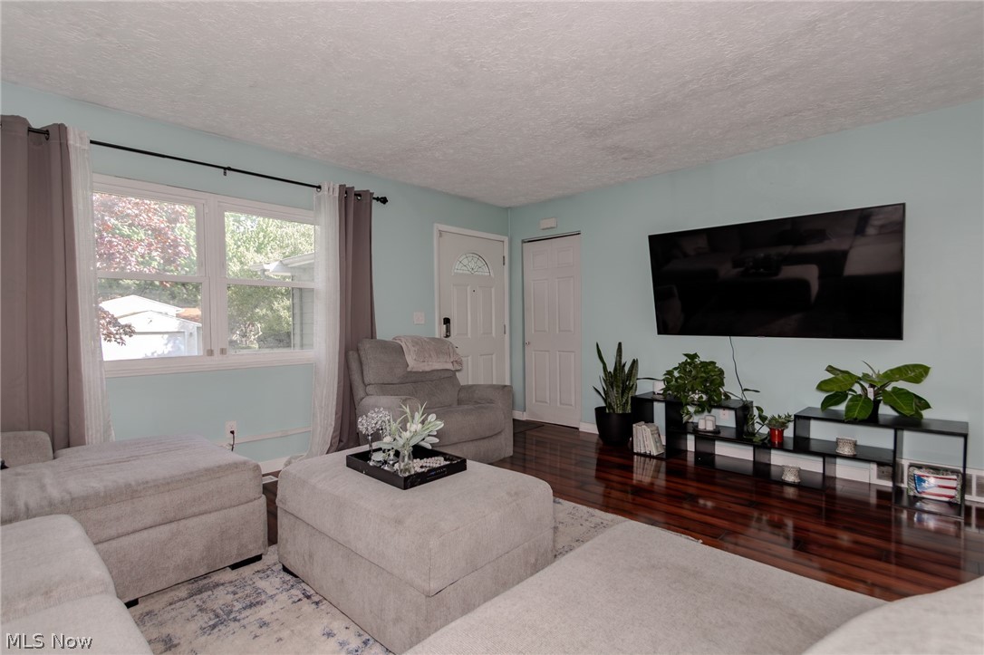 477 Hickory Lane Painesville OH 44077