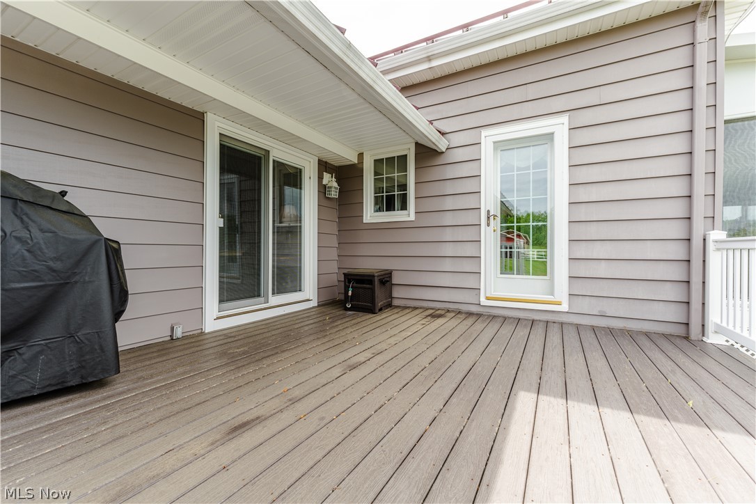 7759 Eddie Hill Road SE Uhrichsville OH 44683